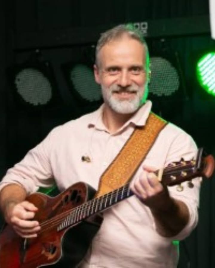 Featured image for “Peter Heaton is bringing his smooth sounds to our Main Bar on Saturday 26th April, from 6:30pm”
