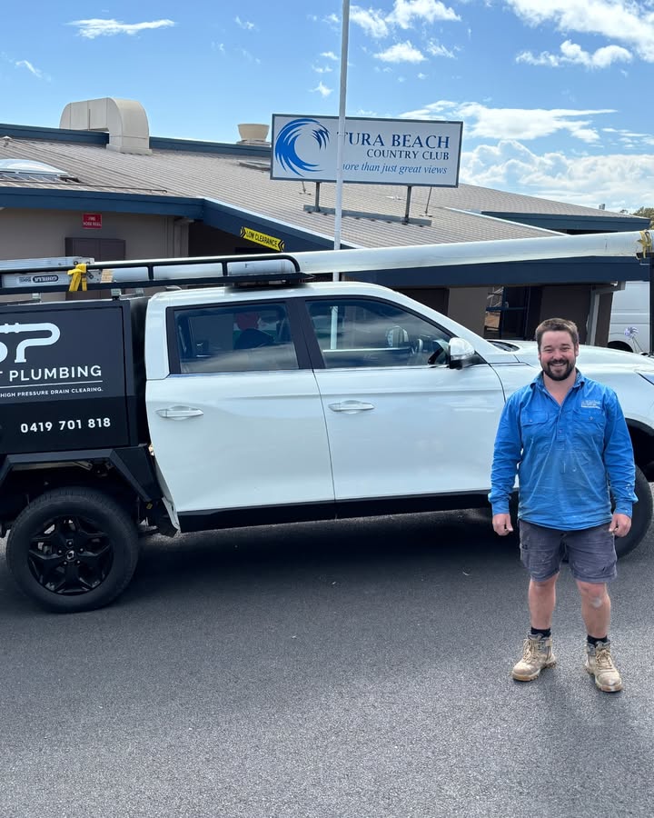 Featured image for “Supporting Local Businesses: Stephen Salt’s Contribution to Tura Beach Country Club Renovations”