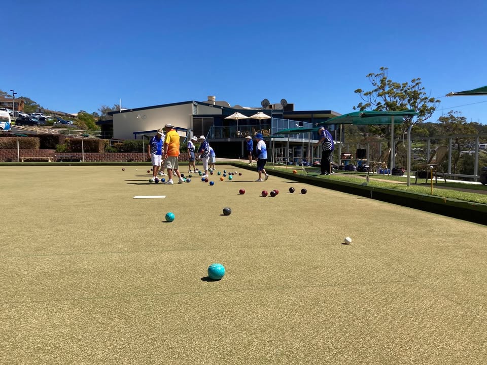 Featured image for “Sunny Morning Bowls Challenge at Tura Beach”