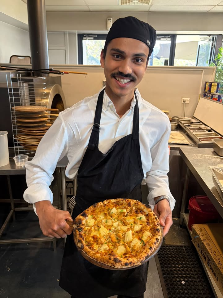 Featured image for “Pizza of the Week: BBQ Chicken & Pineapple at Tura Beach Country Club”